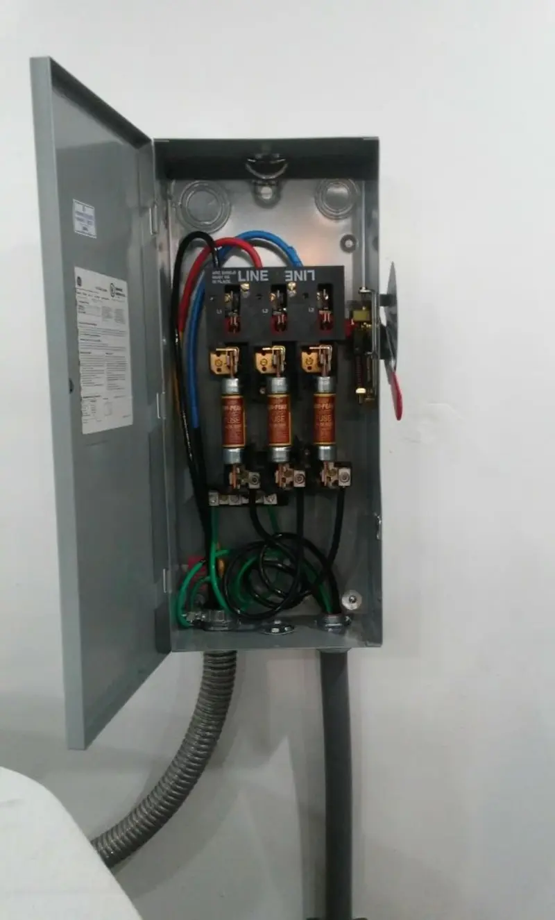 Three-phase disconnect switch installed for Smoke Detector Installation in Delray Beach